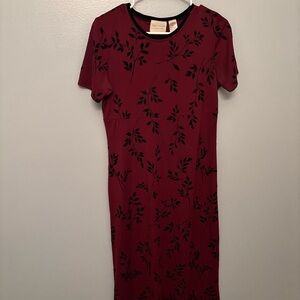 Chic Burgundy Floral Midi Dress